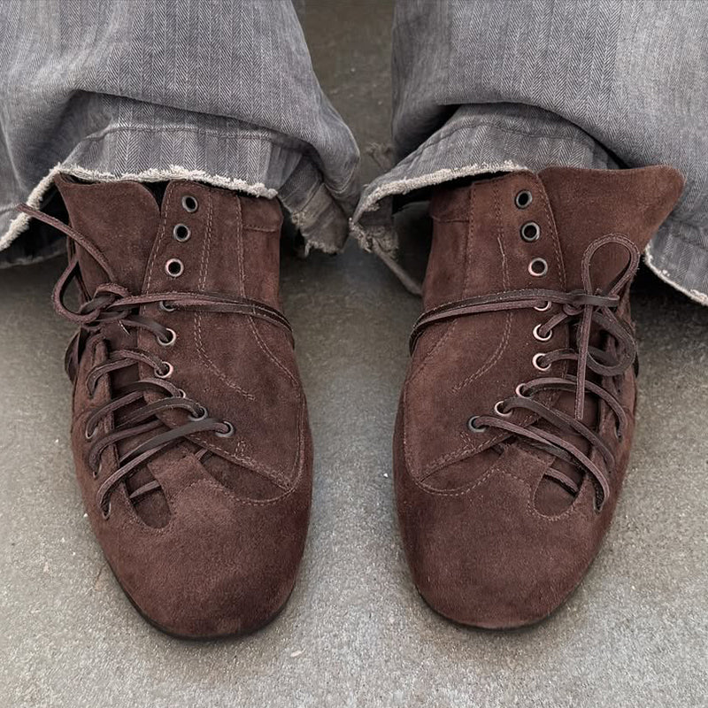 Derby Football Sneaker