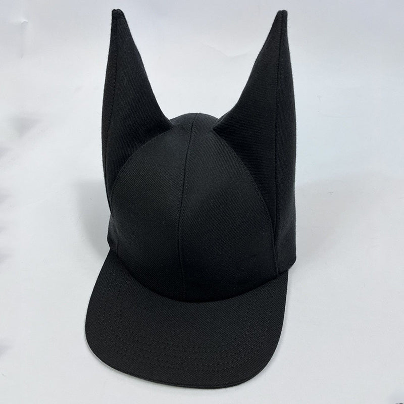 Pointed Ears Cap in black wool
